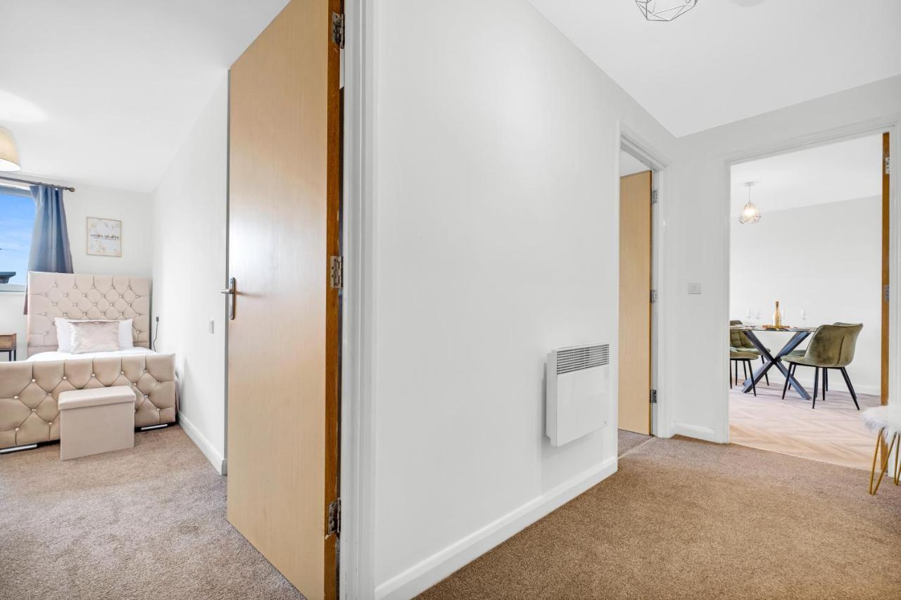 ברמינגהאם Stylish 4Th Floor 2 Bedroom En Suite City Centre Apartment With Parking By Azura Nights מראה חיצוני תמונה